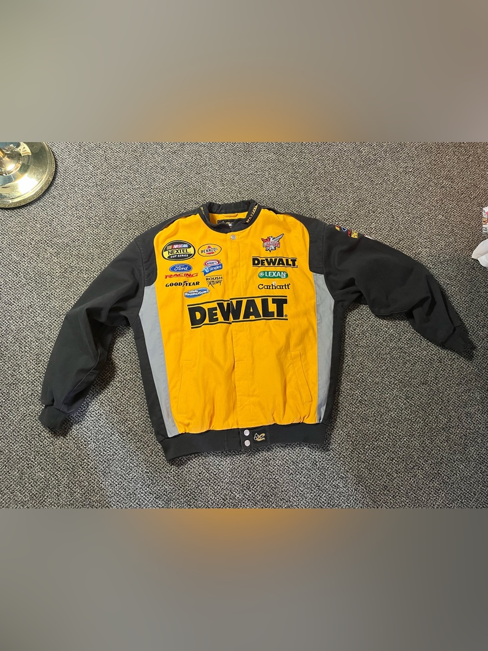 Vintage Y2K Chase Authentics Dewalt NASCAR Jacket Yellow Black XL Heavy Duty